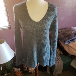 Hinge sweater size small